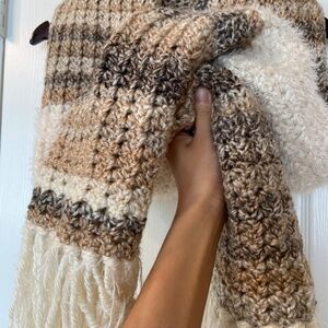 Oversized Fluffly Fuzzy Knitted Scarf Gray Cream Super Soft